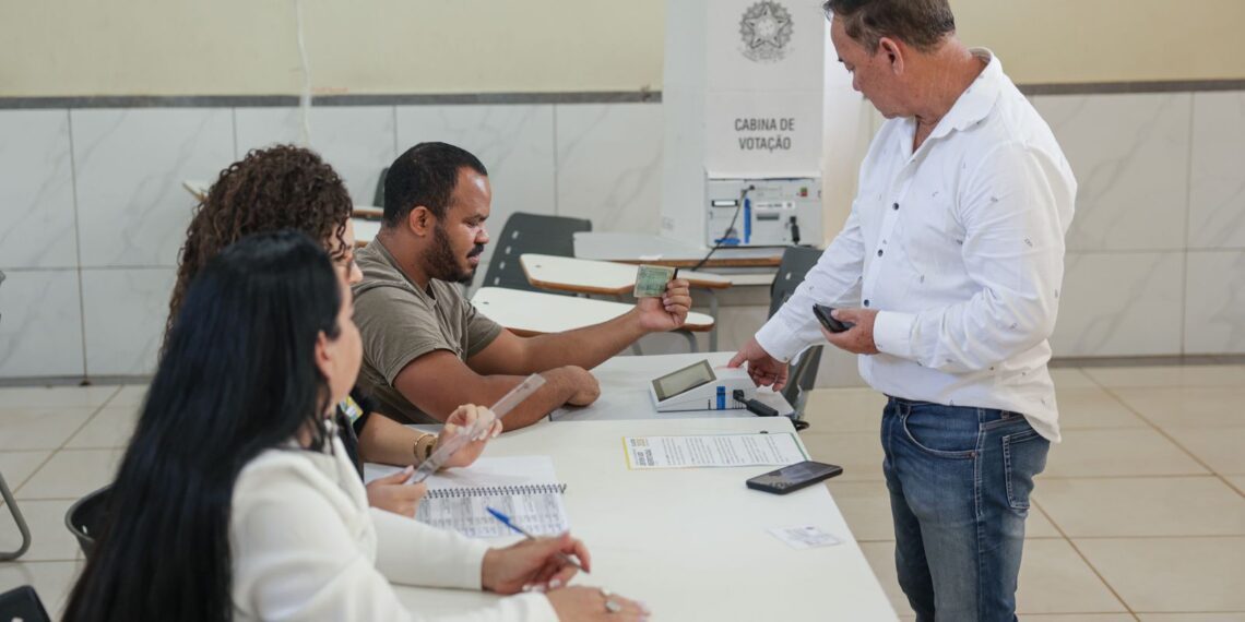 Entrevista: especialista da Abradep fala sobre voto e urna eletrônica