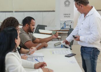 Entrevista: especialista da Abradep fala sobre voto e urna eletrônica