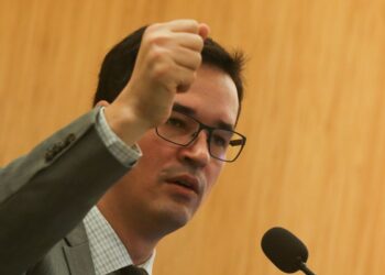 TSE adia julgamento sobre validade da candidatura de Deltan Dallagnol