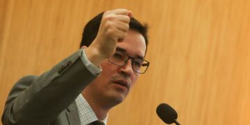 TSE adia julgamento sobre validade da candidatura de Deltan Dallagnol