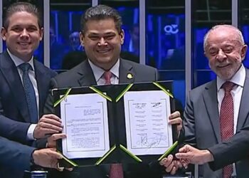 Congresso promulga emenda do fim da 6×1; escala 5×2 começa em 60 dias