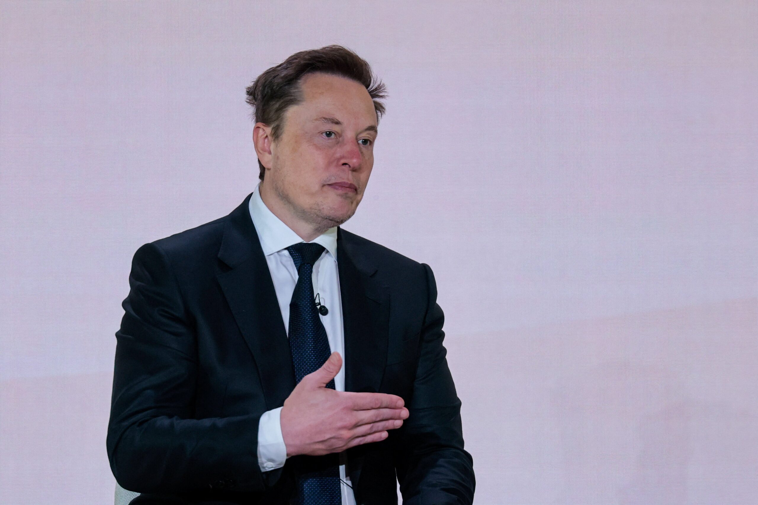SpaceX, de Elon Musk, mais do que dobra receita em meio a conversas sobre fusão com a Tesla, também do bilionário