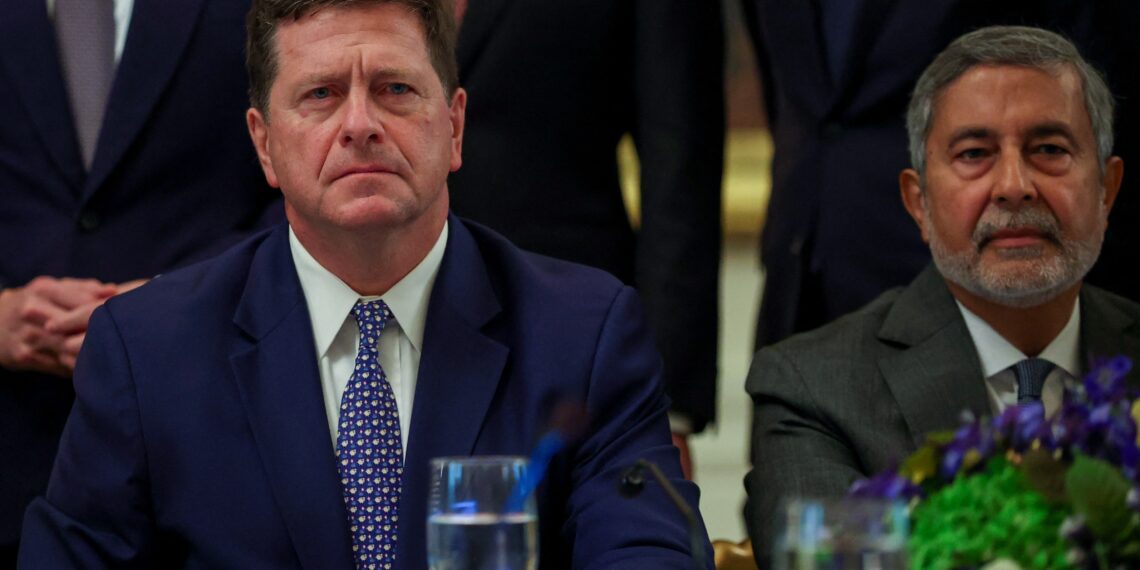 Trump deve nomear Jay Clayton, atual diretor de espionagem, como 'czar' da inteligência artificial, diz TV