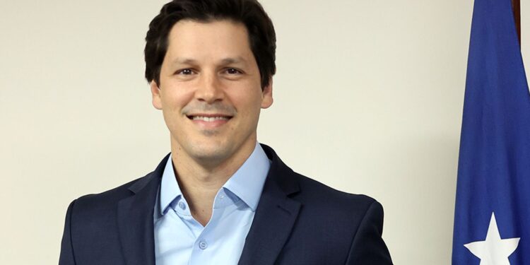 Goiás: Daniel Vilela é reeleito para o governo em primeiro turno
