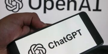 OpenAI encontra dispositivo de gravação escondido em escritório e funcionário é preso