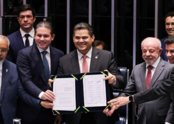 Congresso promulga fim da escala 6×1 e jornada máxima de 40h