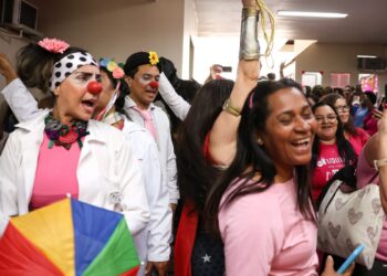 Outubro Rosa: tratamento termina, mas medo do câncer pode permanecer