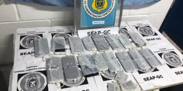 Programa nacional é criado para impedir uso de celulares em prisões